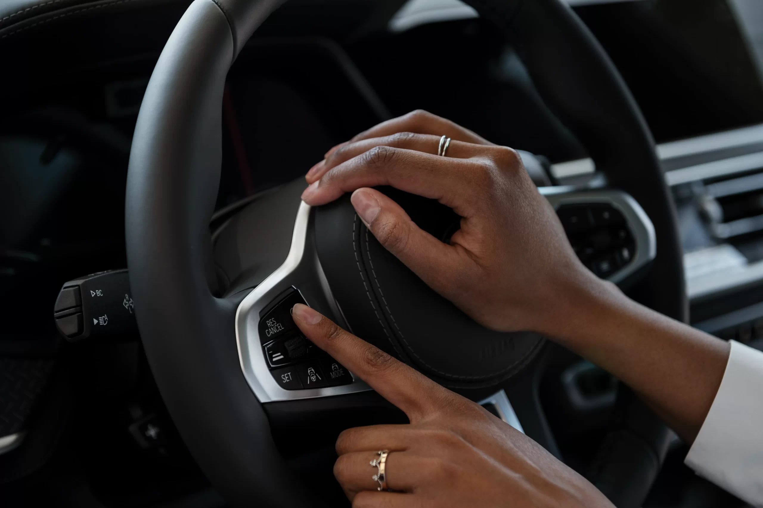 1-woman-enjoying-her-financially-independence-while-buying-car