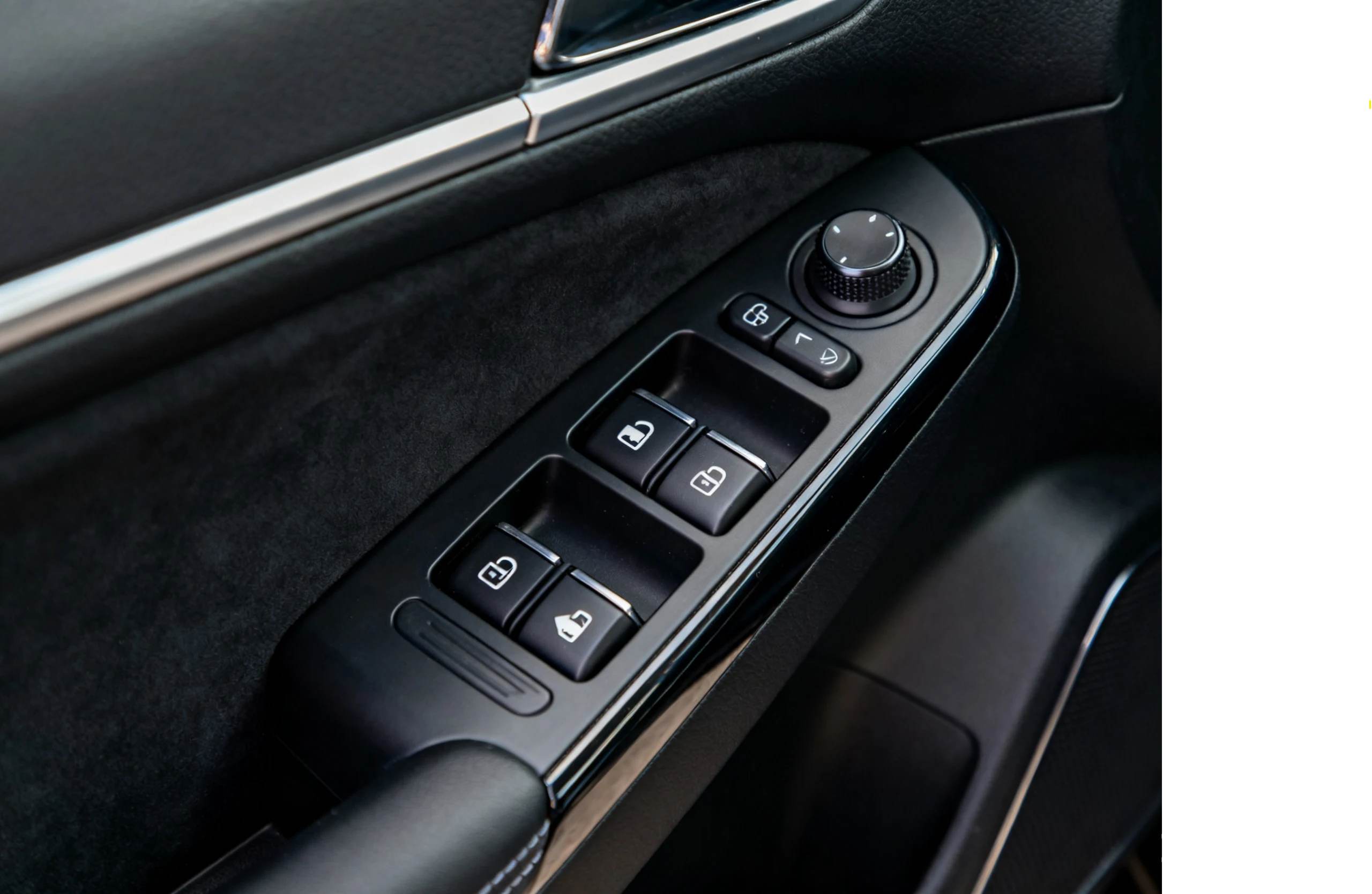 Applying Waterproof Tact Switches to Automotive Center Consoles